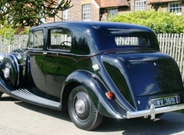 Vintage Rolls Royce for weddings in Woking